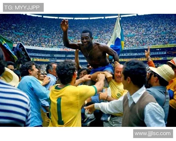 球星足球9号：传奇前锋的崛起与赛场辉煌故事